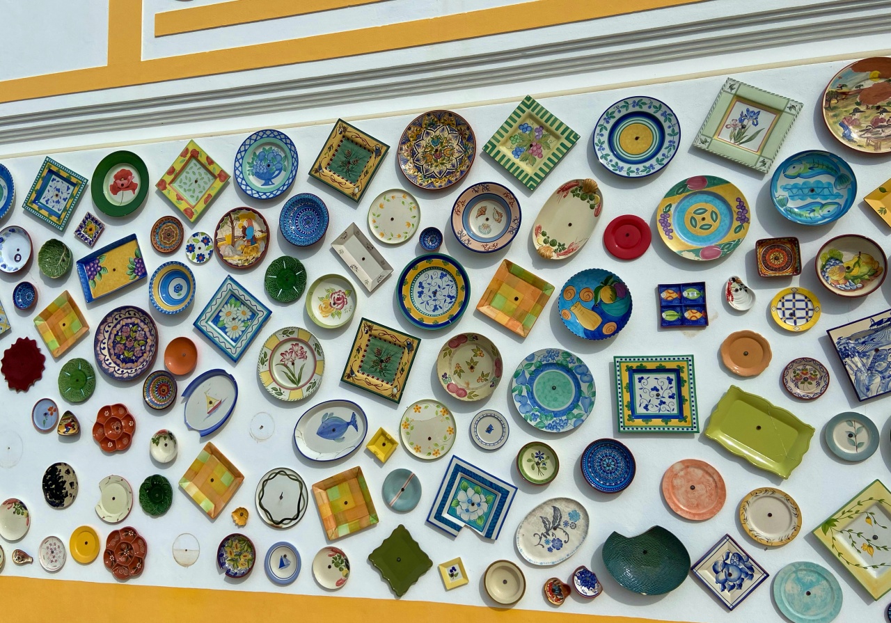 wand met Portugese keramiek